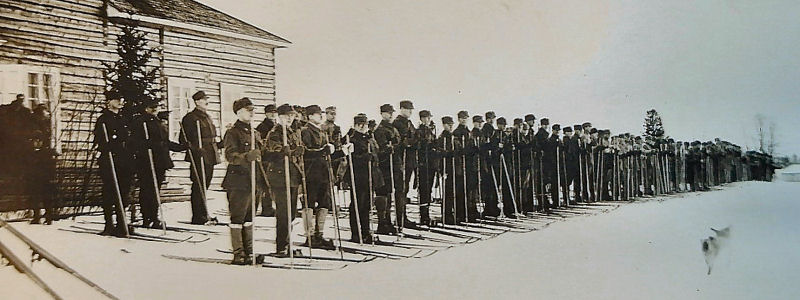 1920-luku_Rajamiesten hiihto Kuusamossa.jpg