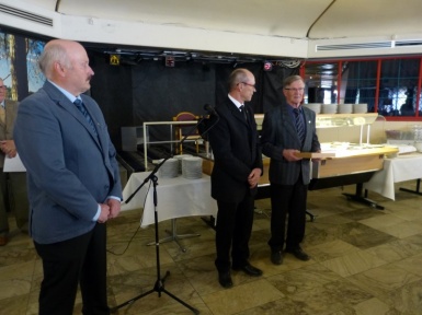 P1030229 (Custom).JPG